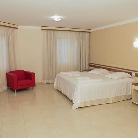 San Marino Palace Hotel Guarapuava Rum bild